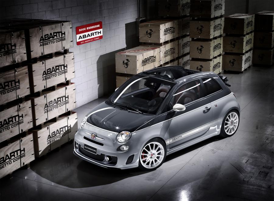  Abarth 500C esseesse 2010 года  (фото 2 из 4)